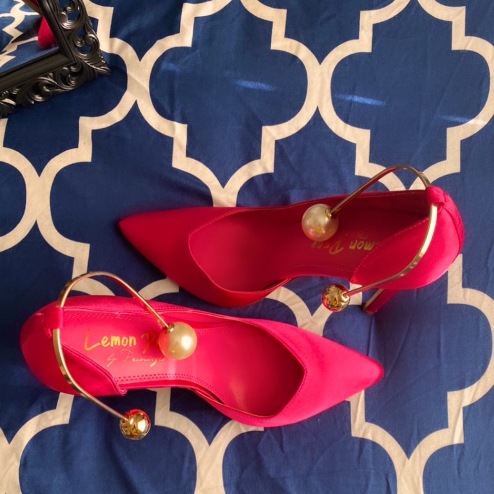 Women’s shoes, heels, shoes
